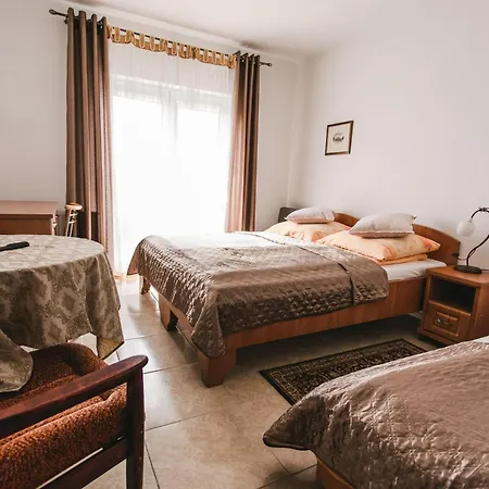 Bugaj Проживание в семье *